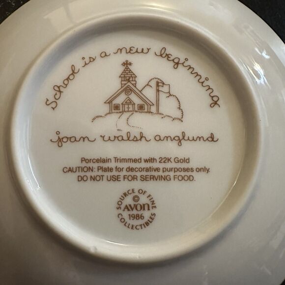 1986 Avon Collectible Porcelain Plate "School Is A New Beginning" - Picture 3 of 4